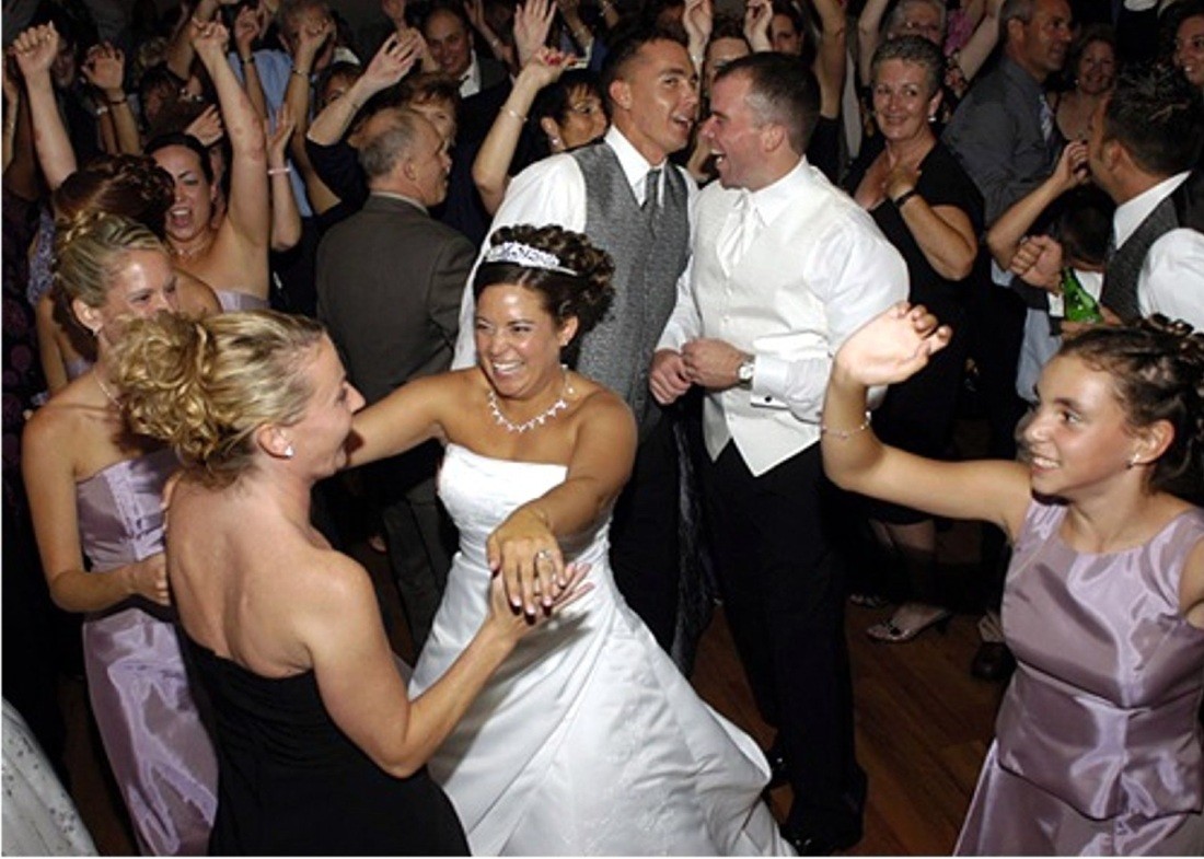 LMMUK Wedding reception dancing