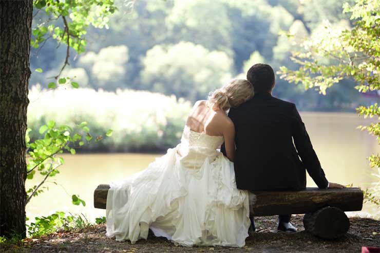 Wedding planner blog – bride groom lake